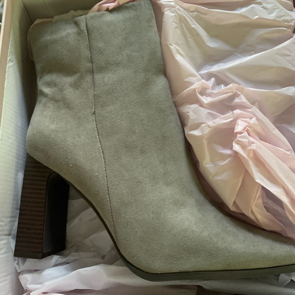 Just fab grey ankle boots faux - nib